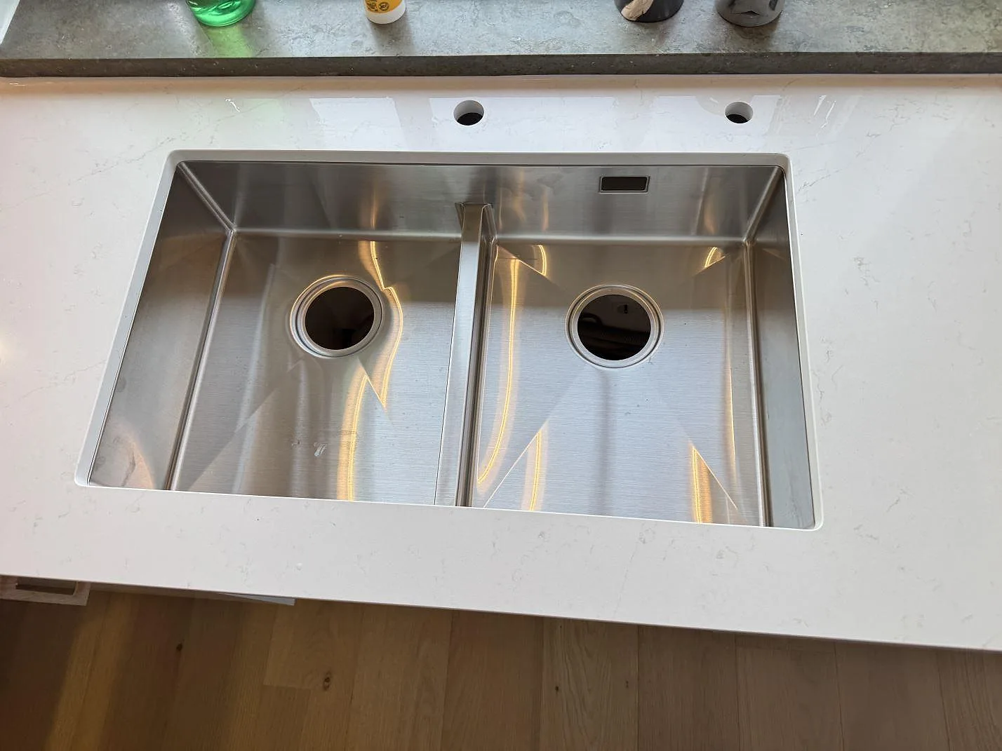 Køkkenbordplade i Silestone Persian White, Jönköping – billede 8