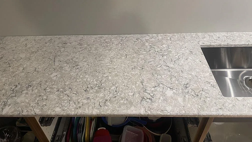 Køkkenbordplade i Silestone Pietra, Hällingsjö – billede 7