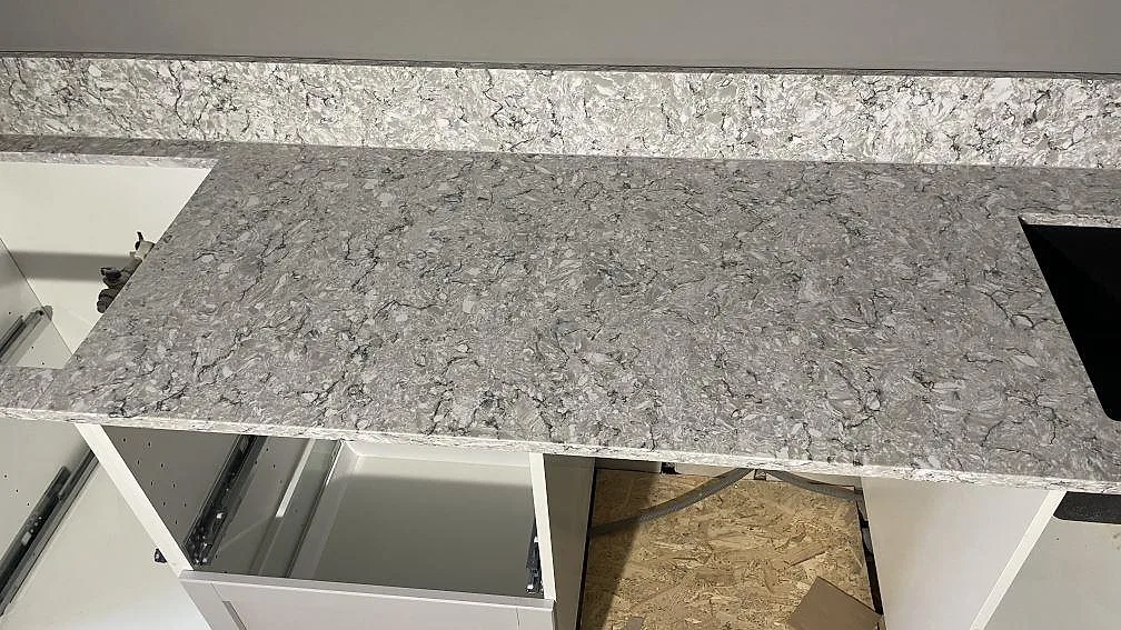 Køkkenbordplade i Silestone Pietra, Malmö – billede 2