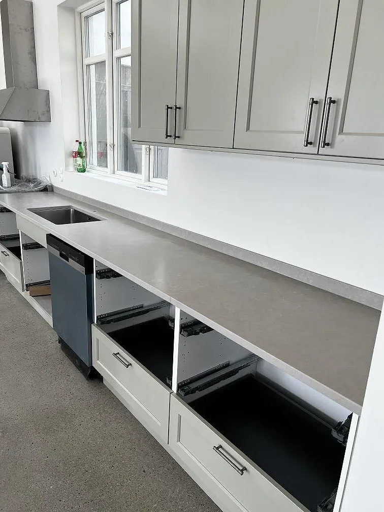 Køkkenbordplade i Silestone Poblenou, Glumslöv – billede 3