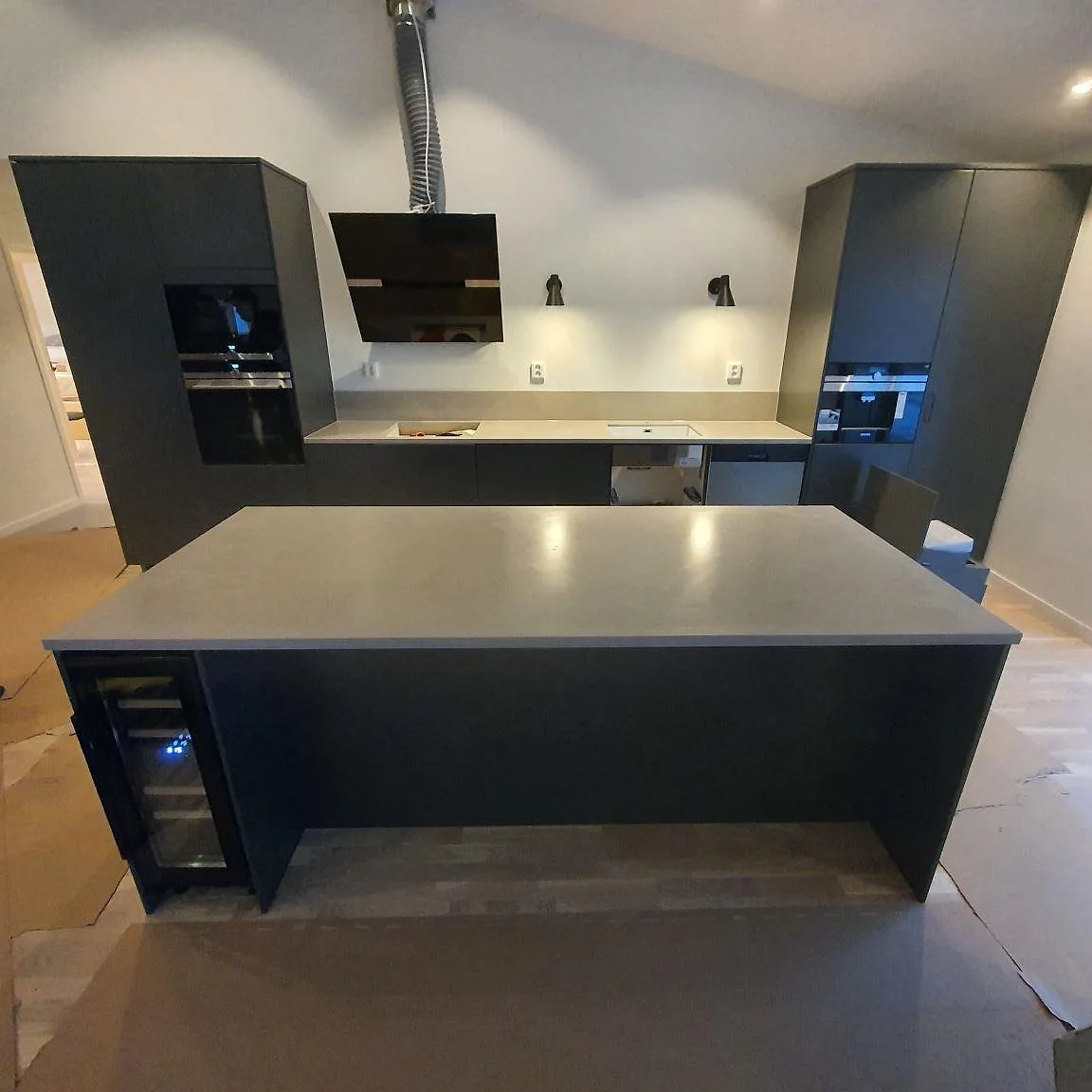 Gennemført projekt: Køkkenbordplade i Silestone Poblenou, Hedermora.