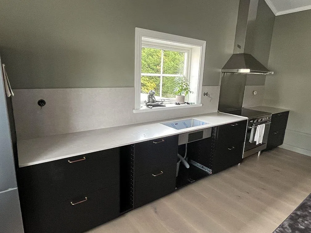 Gennemført projekt: Køkkenbordplade i Silestone Poblenou, Leksand.