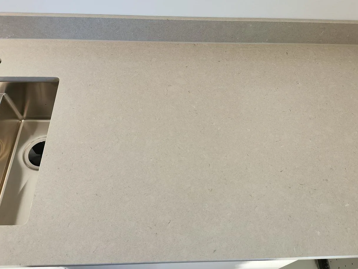 Køkkenbordplade i Silestone Royal Reef, Göteborg – billede 2
