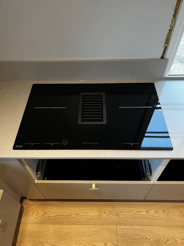 Køkkenbordplade i Silestone Royal Reef, Göteborg – billede 2