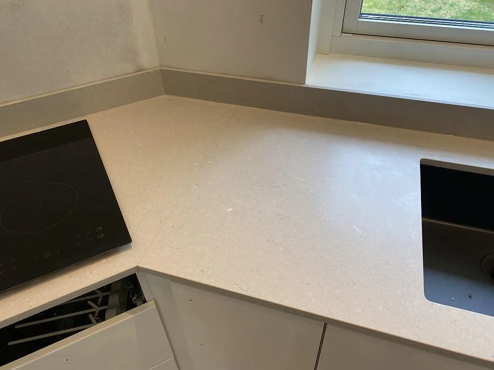 Køkkenbordplade i Silestone Royal Reef, Kristianstad – billede 4