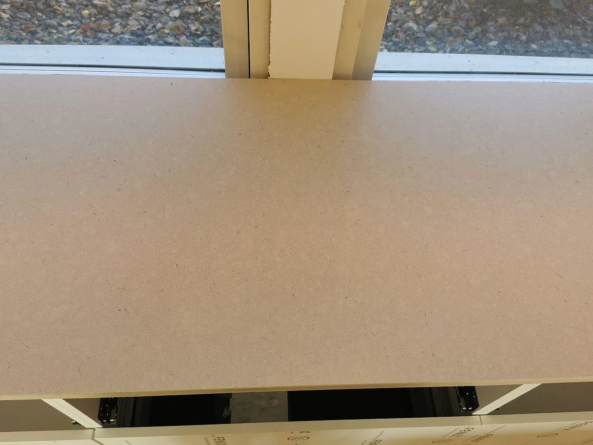 Køkkenbordplade i Silestone Royal Reef, Lerberget – billede 3