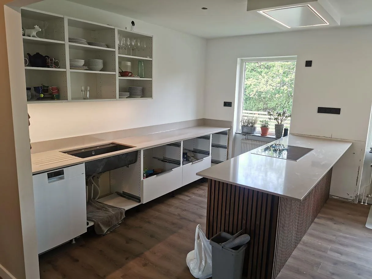 Køkkenbordplade i Silestone Royal Reef, Limhamn