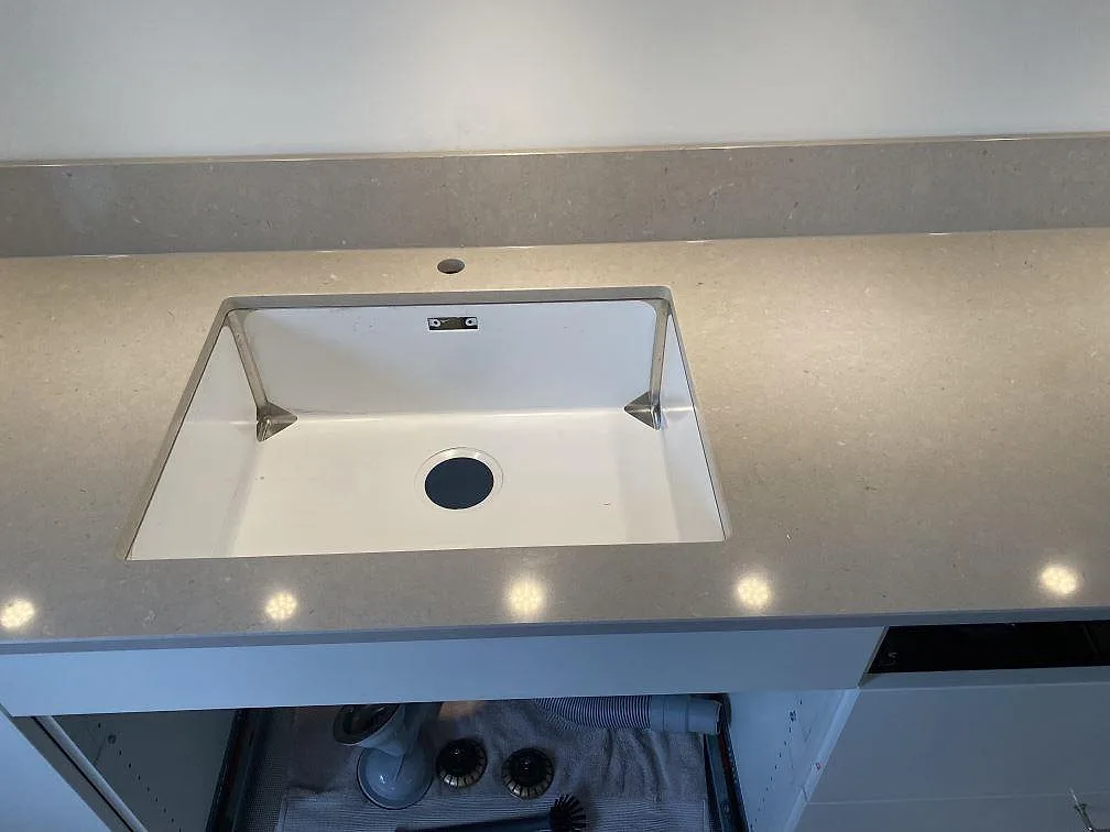 Køkkenbordplade i Silestone Royal Reef, Lund – billede 2
