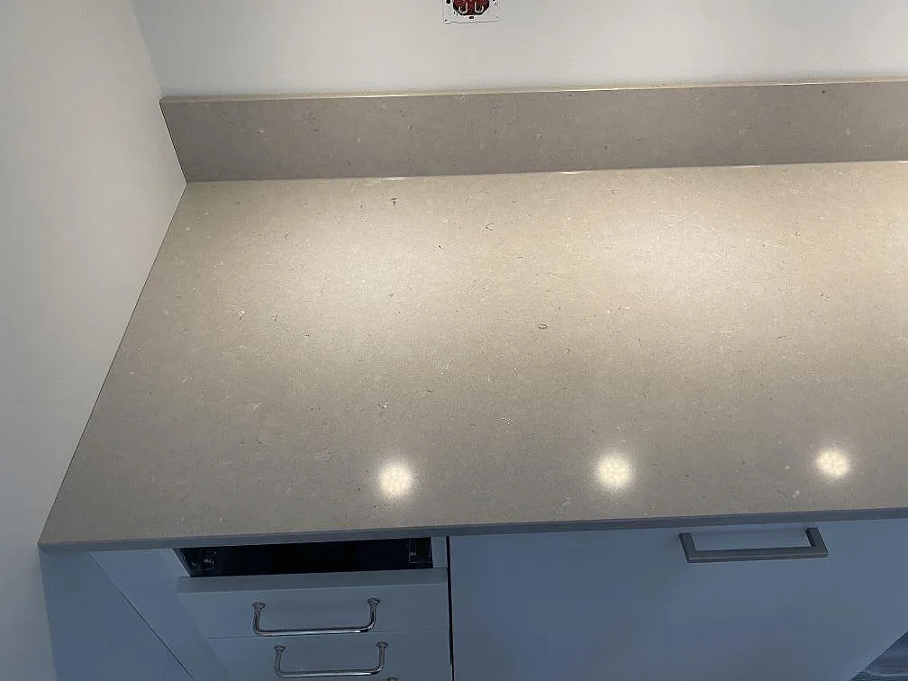 Køkkenbordplade i Silestone Royal Reef, Lund – billede 2