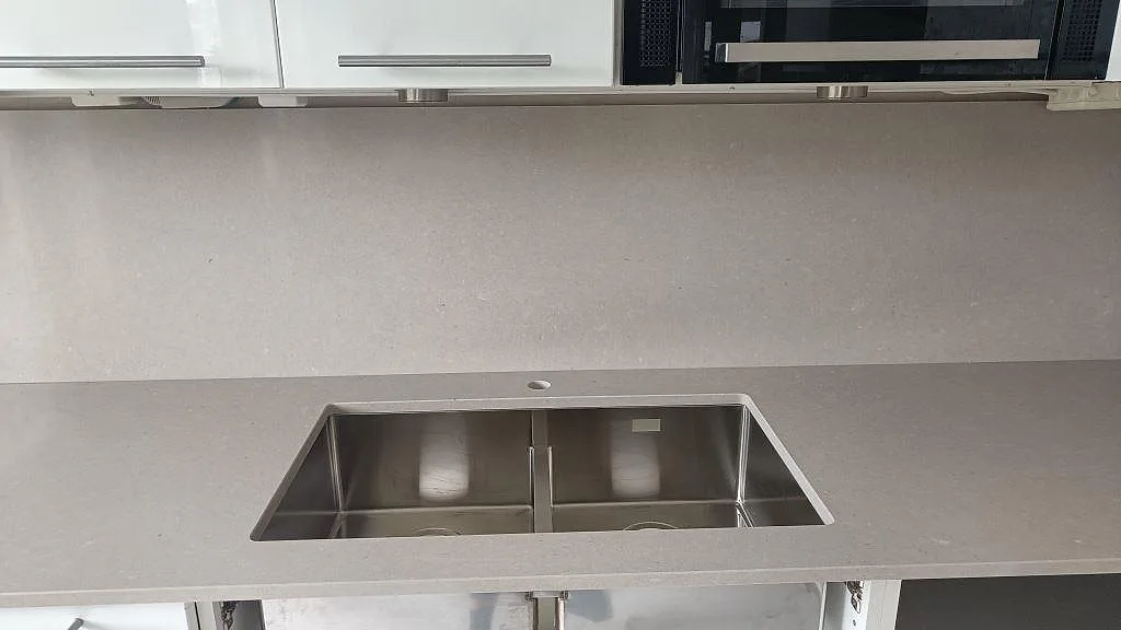 Køkkenbordplade i Silestone Royal Reef, Malmö – billede 2