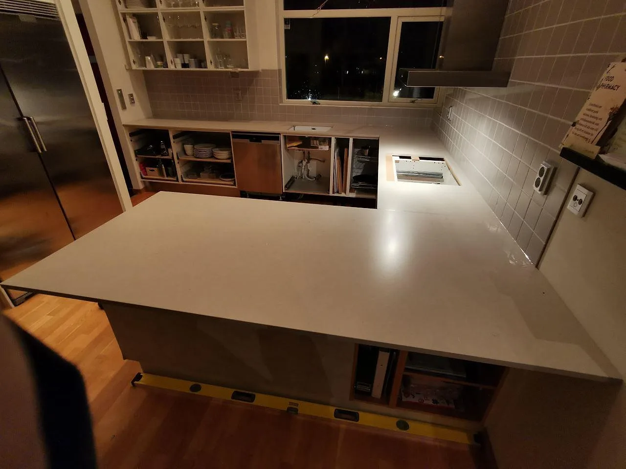 Køkkenbordplade i Silestone Royal Reef, Sätila