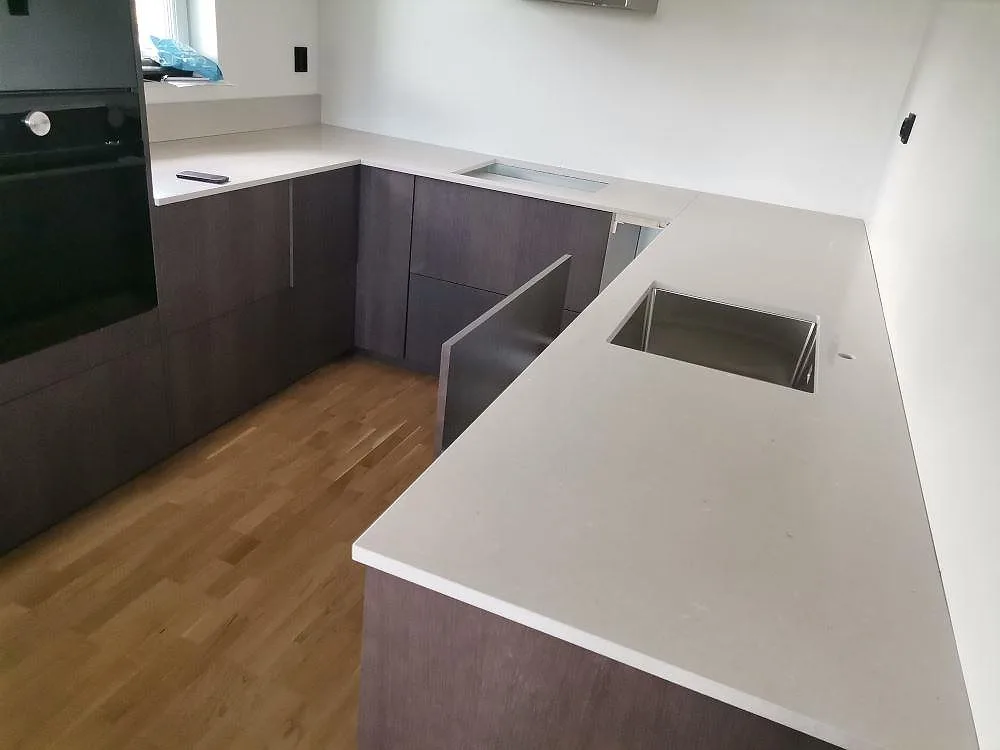 Køkkenbordplade i Silestone Royal Reef, Stockholm – billede 3