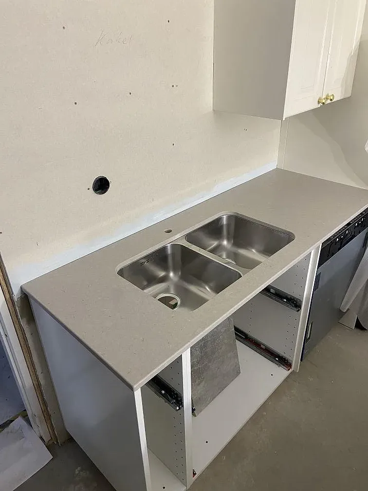 Køkkenbordplade i Silestone Royal Reef, Tjurkö – billede 4