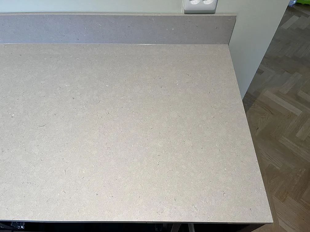 Køkkenbordplade i Silestone Royal Reef, Växjö – billede 4
