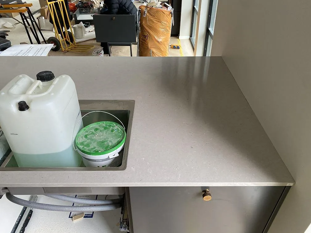 Køkkenbordplade i Silestone Royal Reef, Vaggeryd – billede 2