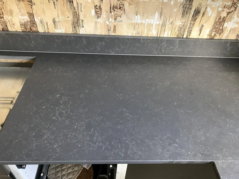 Køkkenbordplade i Silestone Seaport, Hisings-Kärra – billede 2