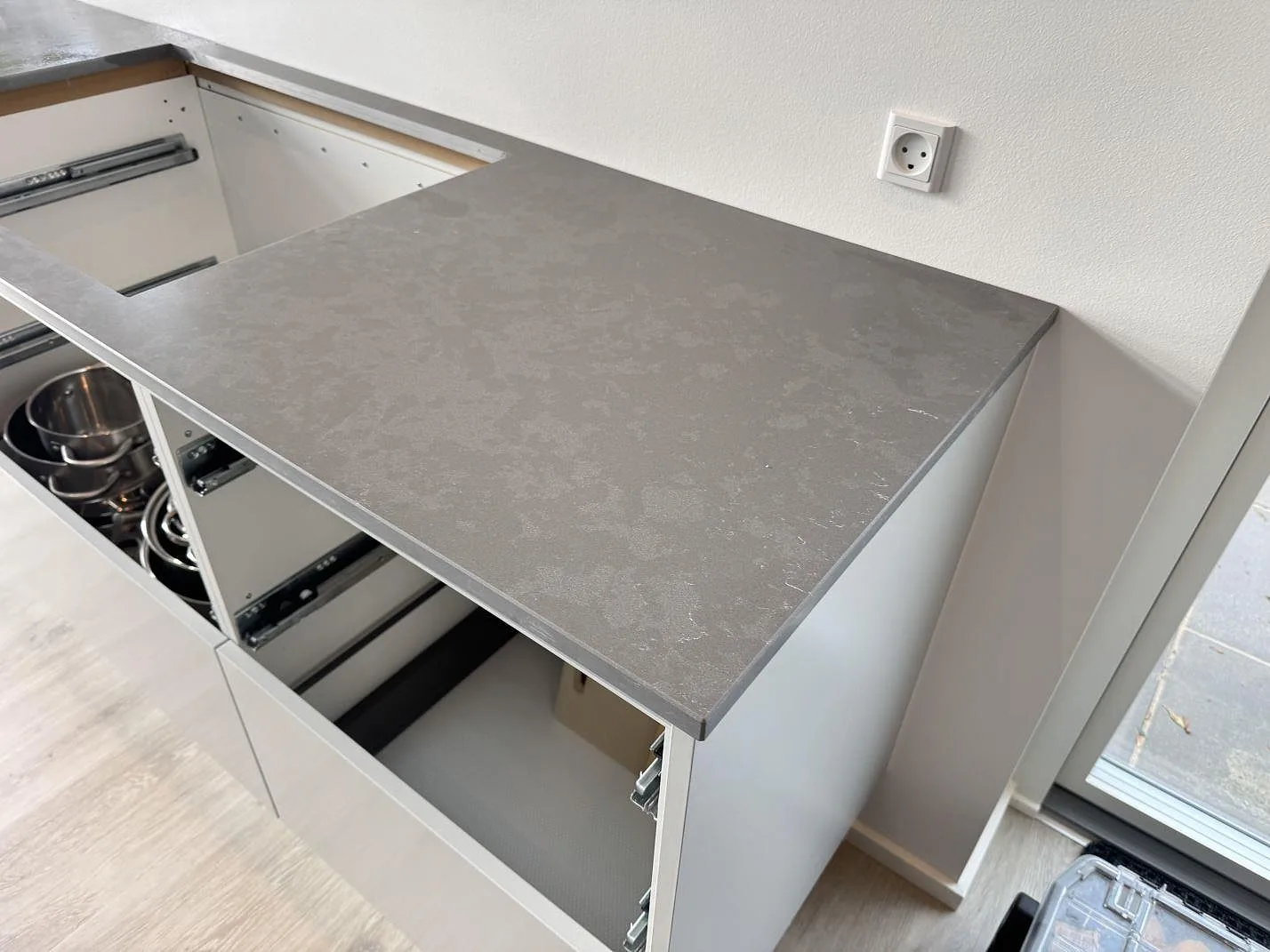 Køkkenbordplade i Silestone Seaport, Kolind – billede 6