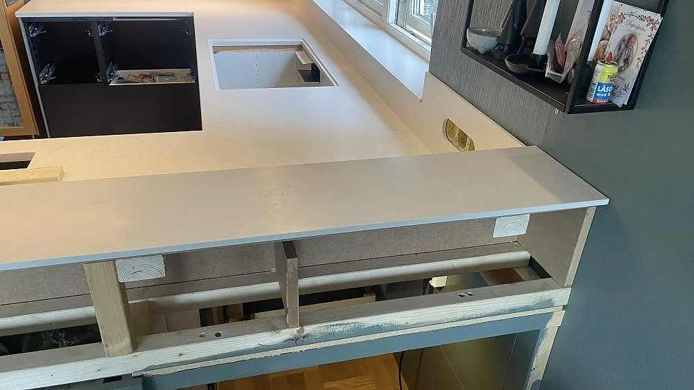 Køkkenbordplade i Silestone Siberian frost, Jönköping – billede 6