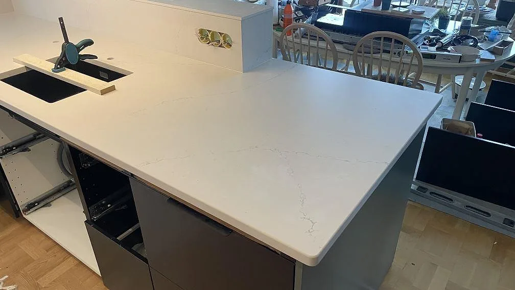Køkkenbordplade i Silestone Siberian frost, Jönköping – billede 2