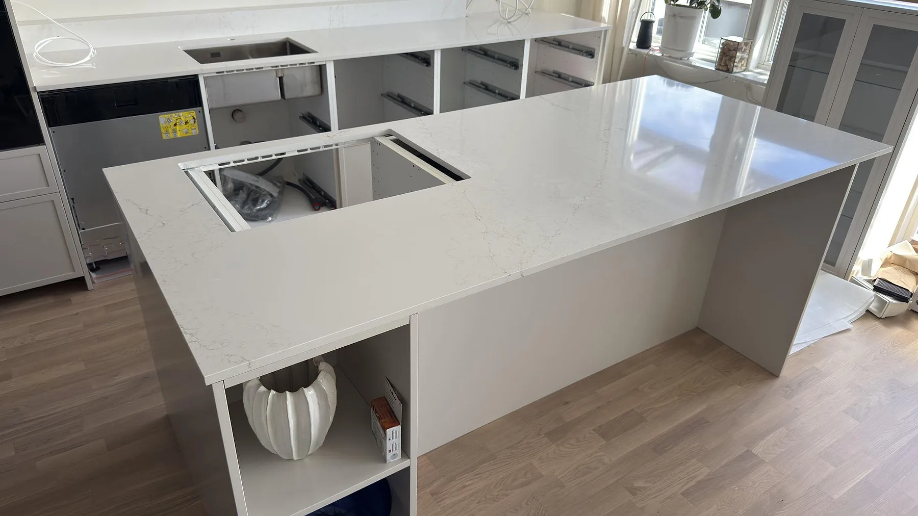 Køkkenbordplade i Silestone Siberian frost, Karlstad – billede 3