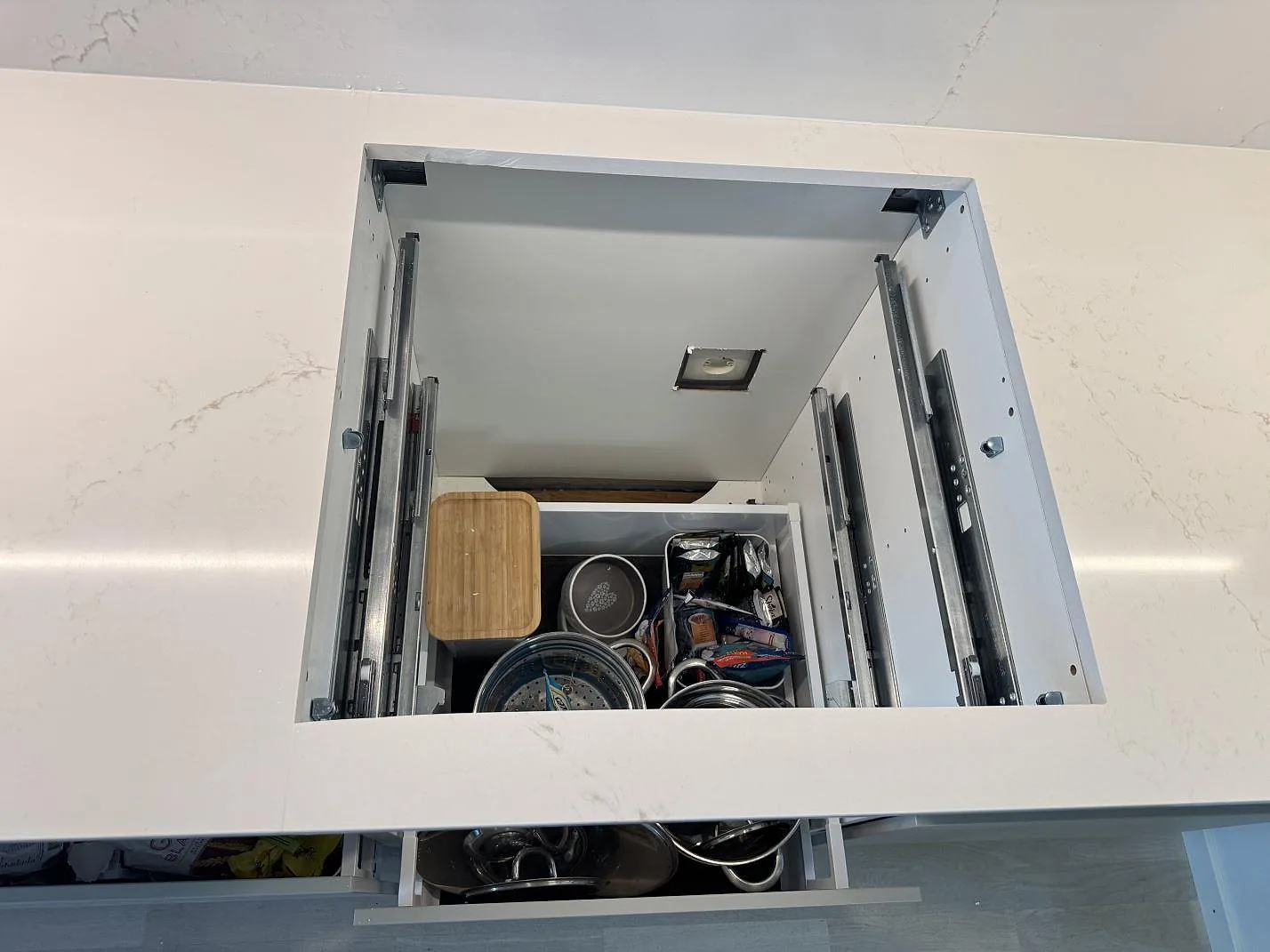Køkkenbordplade i Silestone Siberian frost, Limhamn – billede 5