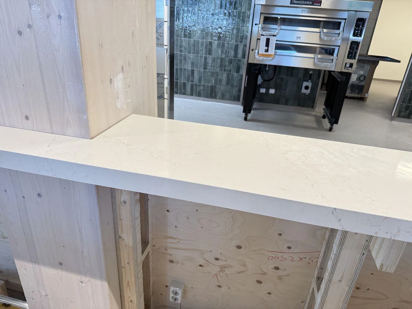 Køkkenbordplade i Silestone Siberian frost, Malmö – billede 6
