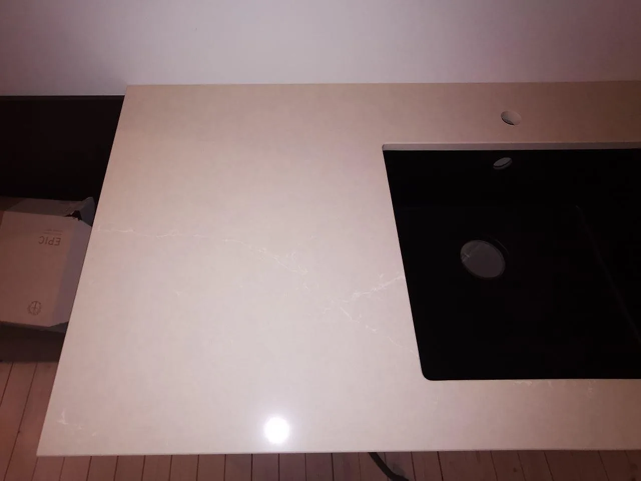 Køkkenbordplade i Silestone Silken Pearl, Malmö – billede 3