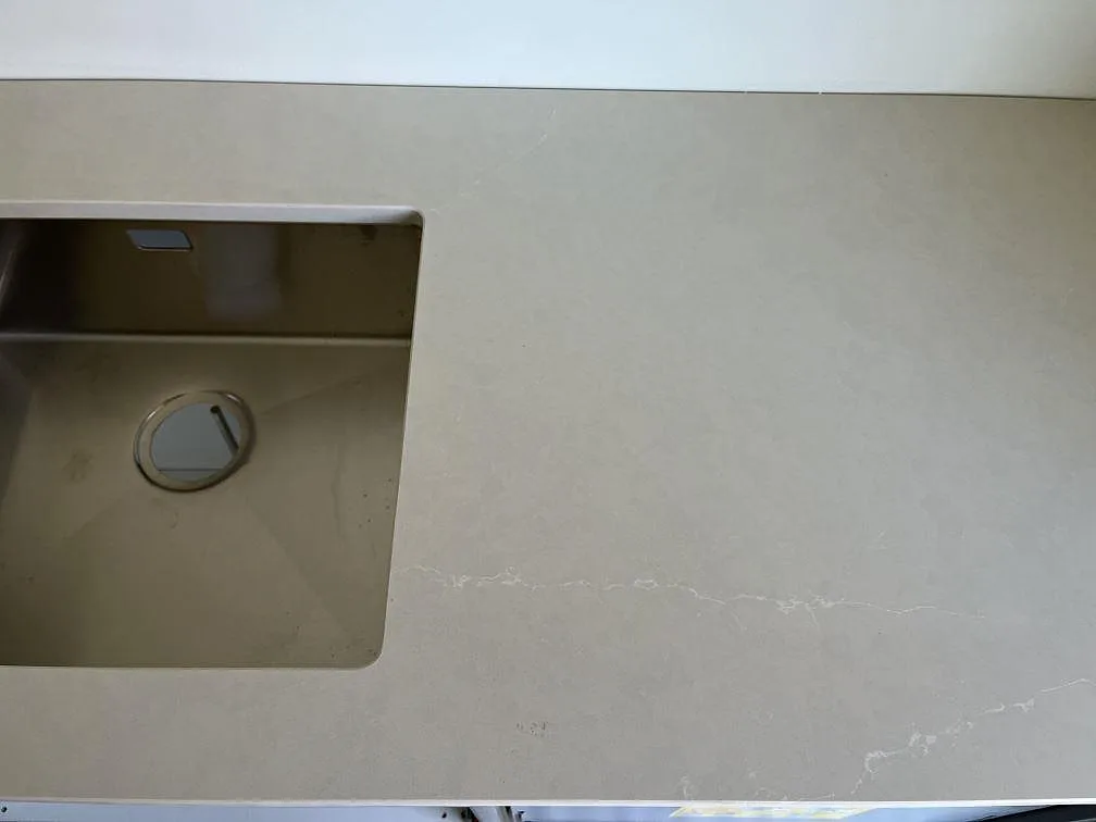Køkkenbordplade i Silestone Silken Pearl, Staffanstorp – billede 2