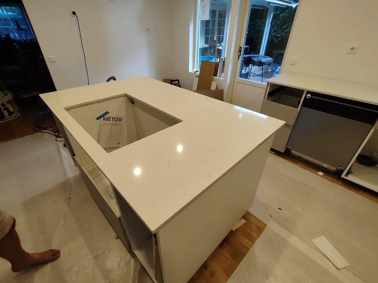 Køkkenbordplade i Silestone Snowy Ibiza, Åkersberga – billede 3