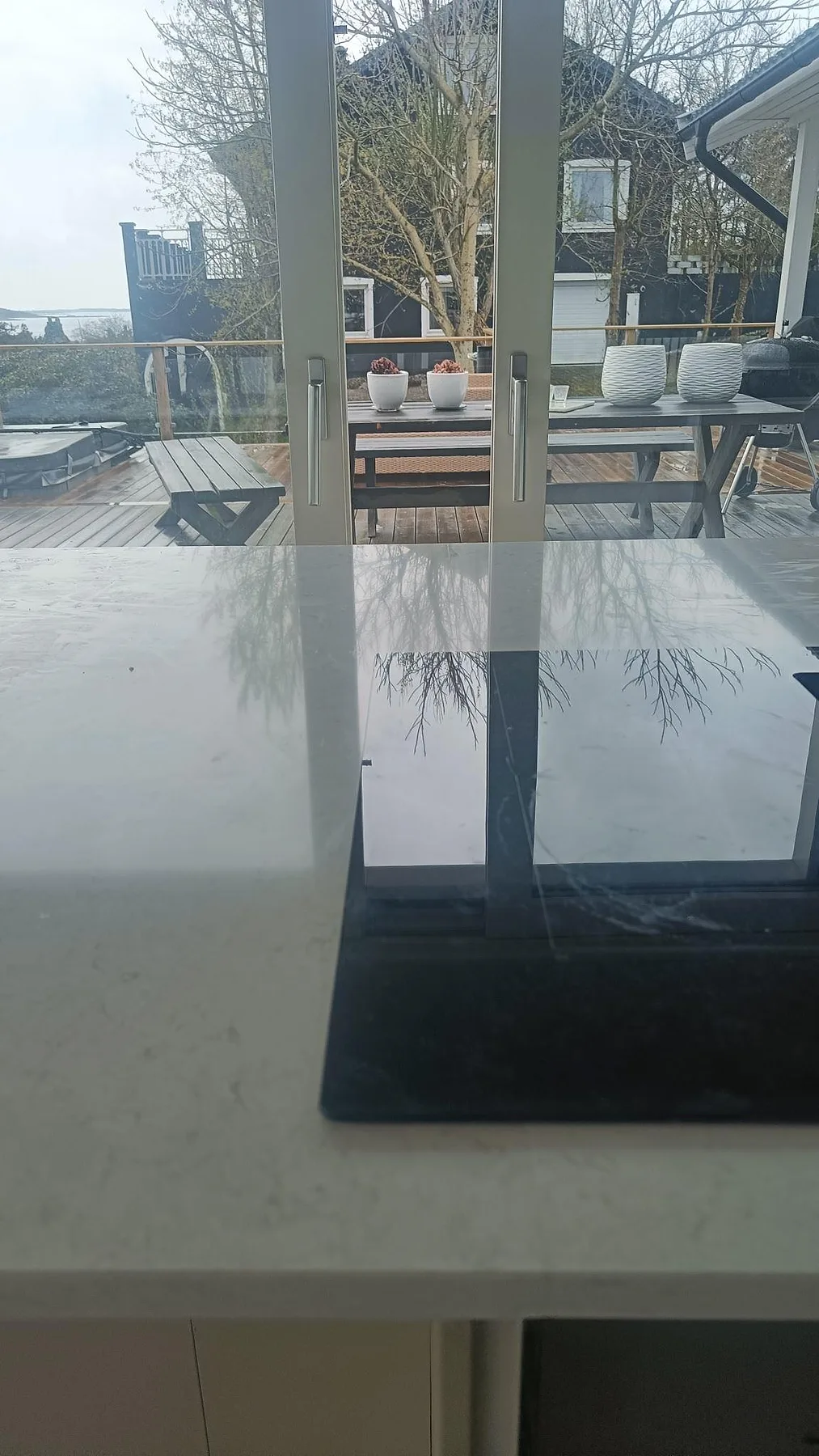 Køkkenbordplade i Silestone Snowy Ibiza, Åskloster – billede 7