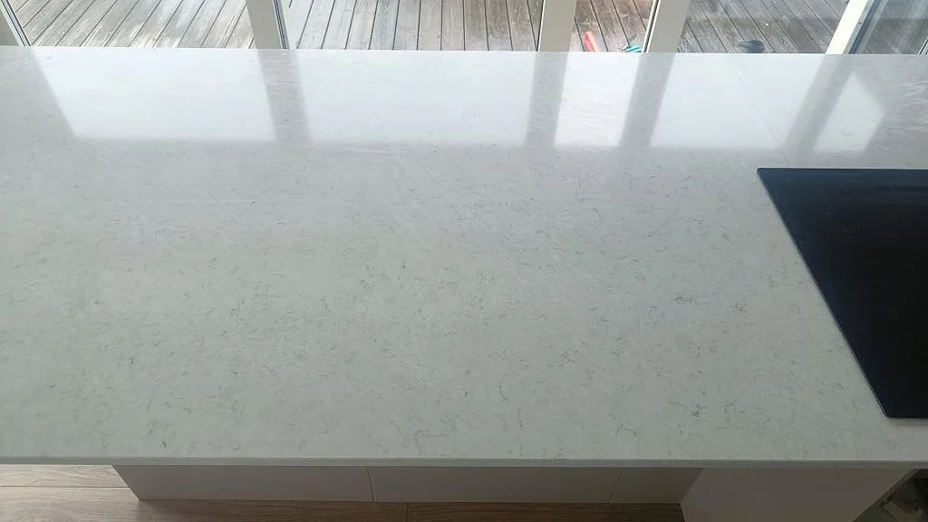 Køkkenbordplade i Silestone Snowy Ibiza, Åskloster – billede 6
