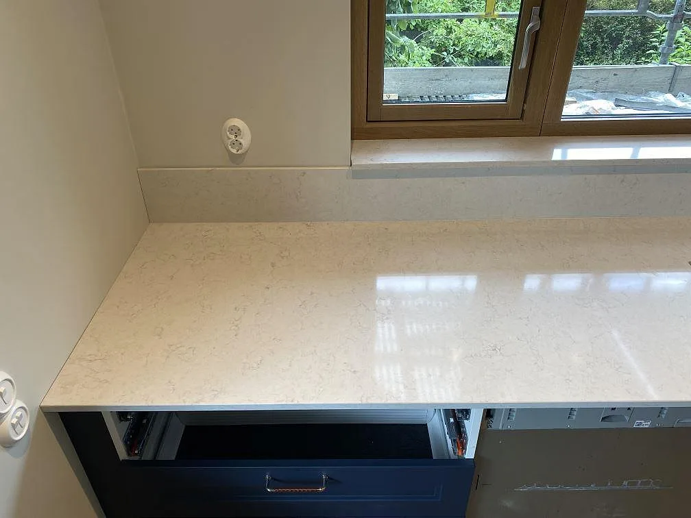 Køkkenbordplade i Silestone Snowy Ibiza, Arlöv – billede 6