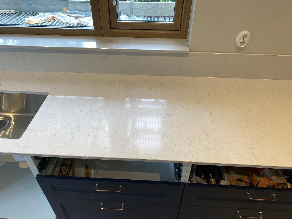 Køkkenbordplade i Silestone Snowy Ibiza, Arlöv – billede 5