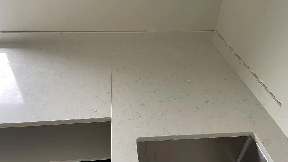 Køkkenbordplade i Silestone Snowy Ibiza, Bjärred – billede 8