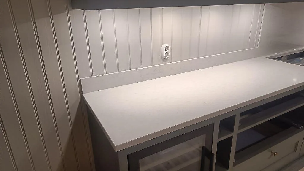 Køkkenbordplade i Silestone Snowy Ibiza, Braås – billede 4