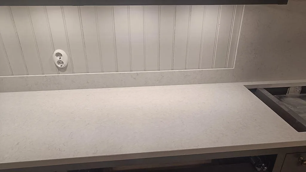 Køkkenbordplade i Silestone Snowy Ibiza, Braås – billede 7