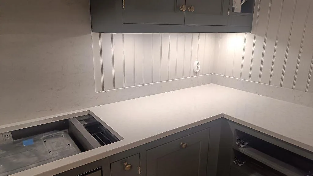 Køkkenbordplade i Silestone Snowy Ibiza, Braås – billede 2