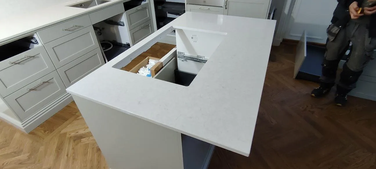 Køkkenbordplade i Silestone Snowy Ibiza, Bromma – billede 3