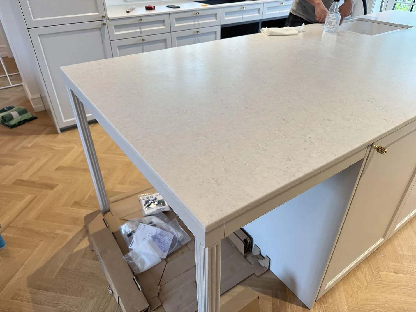 Køkkenbordplade i Silestone Snowy Ibiza, Charlottenlund – billede 3