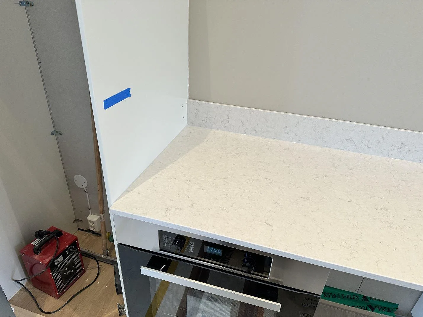 Køkkenbordplade i Silestone Snowy Ibiza, Frillesås – billede 7