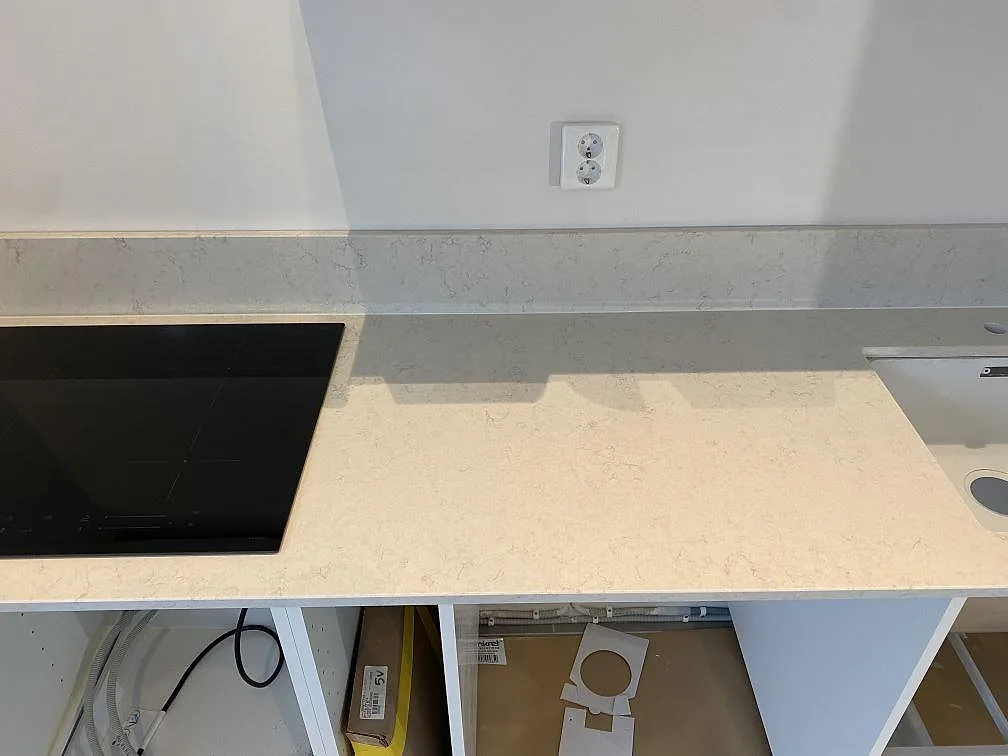Køkkenbordplade i Silestone Snowy Ibiza, Göteborg – billede 3