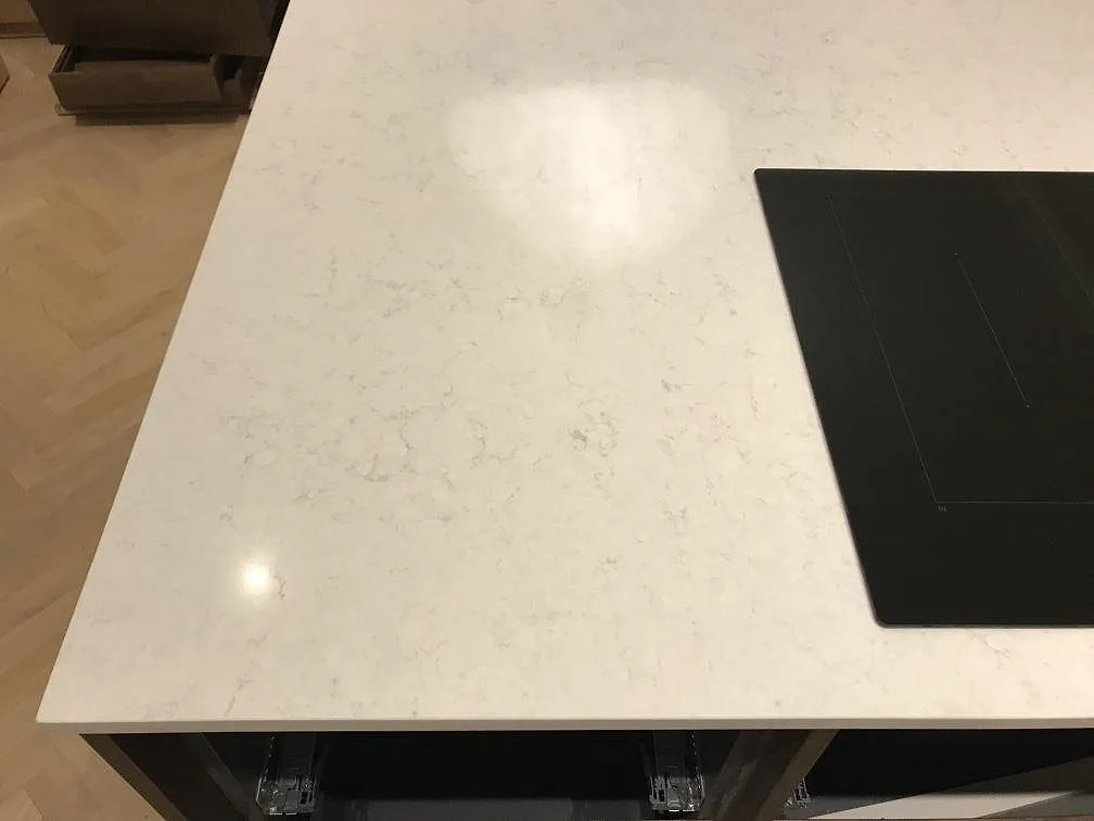 Køkkenbordplade i Silestone Snowy Ibiza, Göteborg – billede 4