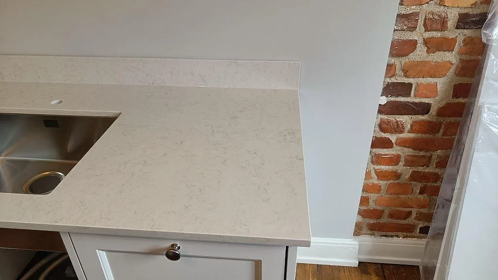 Køkkenbordplade i Silestone Snowy Ibiza, Göteborg – billede 6