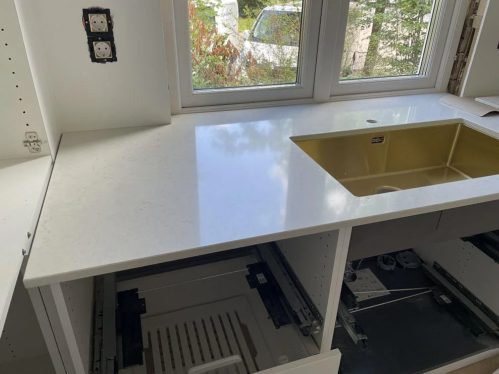 Køkkenbordplade i Silestone Snowy Ibiza, Göteborg – billede 2