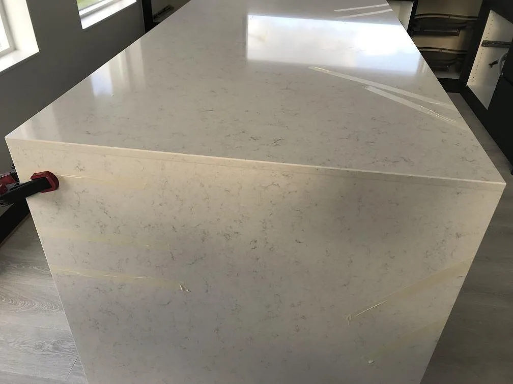 Køkkenbordplade i Silestone Snowy Ibiza, Häljarp – billede 2