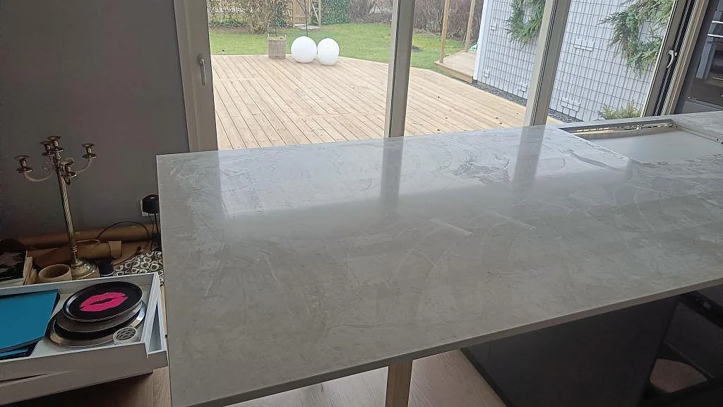 Køkkenbordplade i Silestone Snowy Ibiza, Häljarp – billede 6