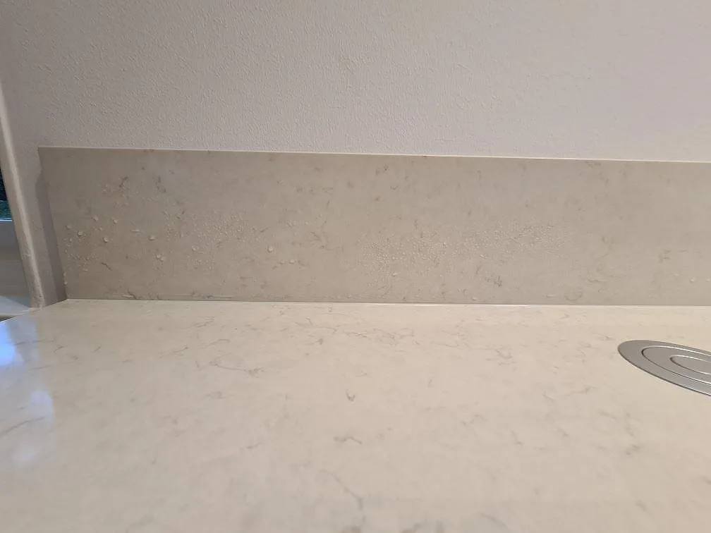 Køkkenbordplade i Silestone Snowy Ibiza, Hässelby – billede 5