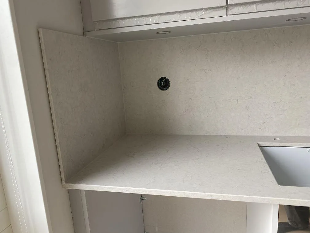 Køkkenbordplade i Silestone Snowy Ibiza, Halmstad – billede 8