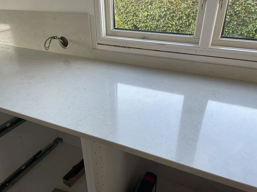 Køkkenbordplade i Silestone Snowy Ibiza, Halmstad – billede 7