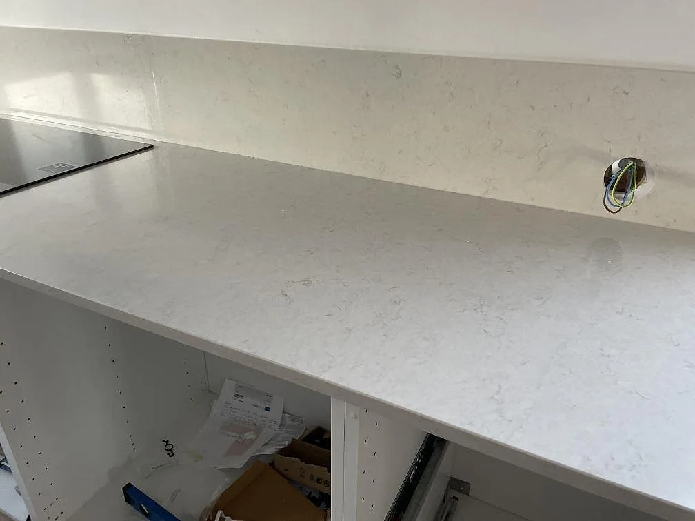 Køkkenbordplade i Silestone Snowy Ibiza, Halmstad – billede 5